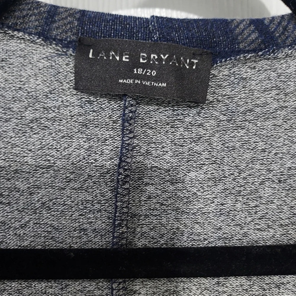 NWOT Lane Bryant Blue & Gray Plaid Short Dolman Sleeve Open Front Cardigan 18/20 - Picture 2 of 10